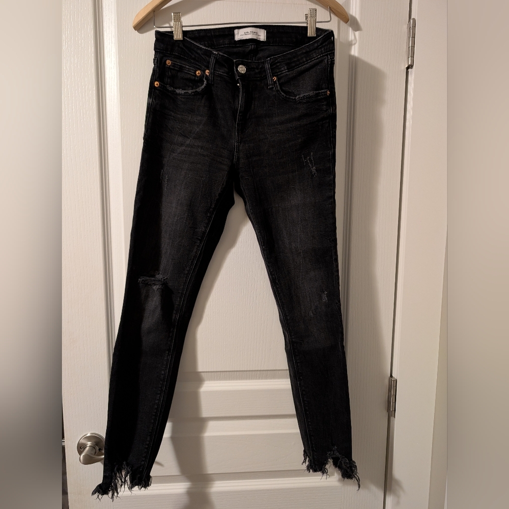 Zara Women's Black Skinny Jeans